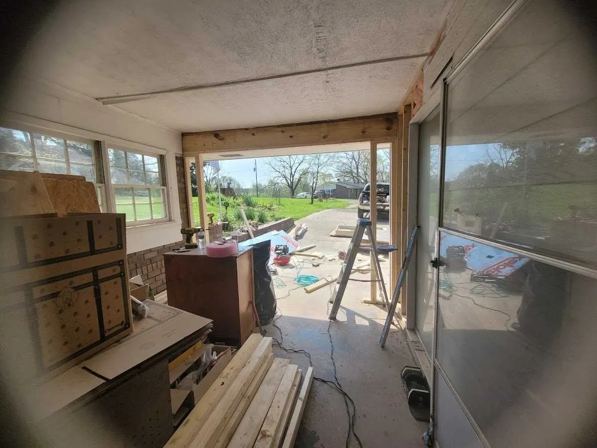 Air movers and dehumidifier for Drying & Dehumidification in Chesapeake